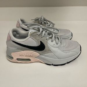 Women’s Nike Air Max